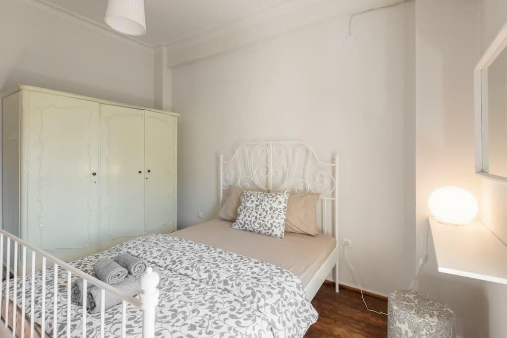 The Birds Apartment Tesalonika Bagian luar foto