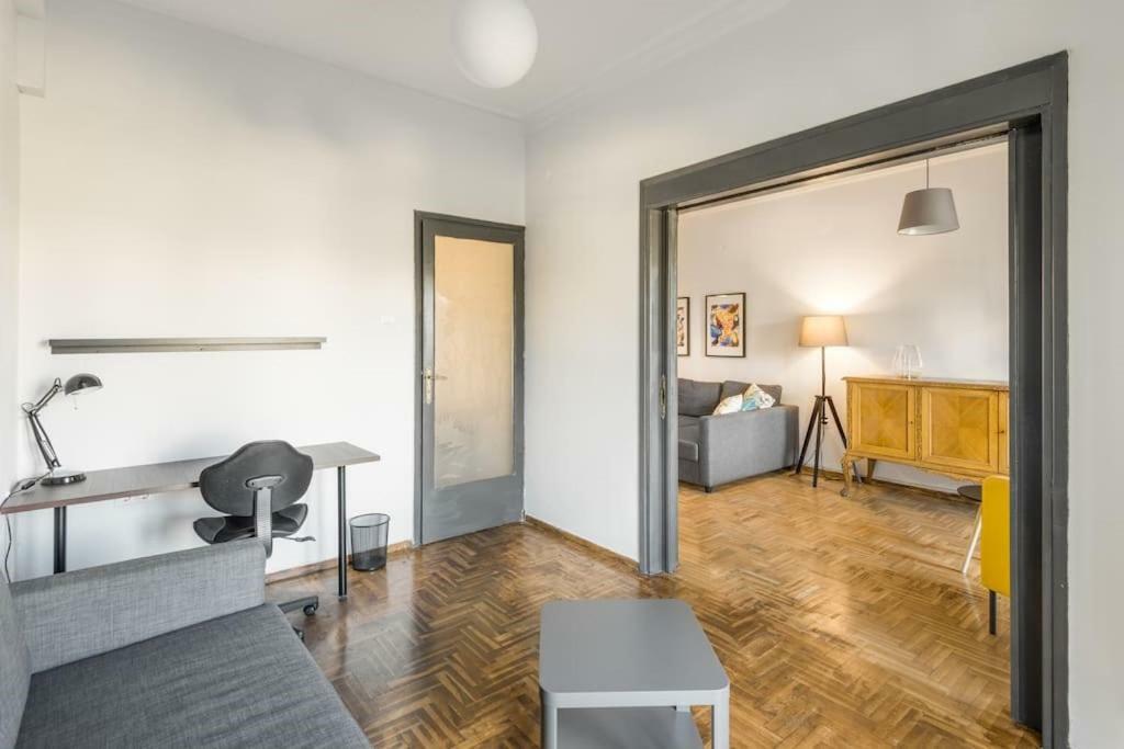 The Birds Apartment Tesalonika Bagian luar foto